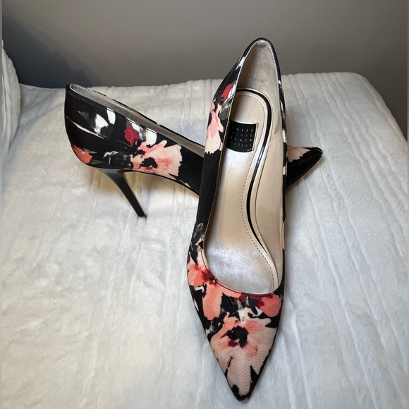 WHBM HEELS - Picture 5 of 6